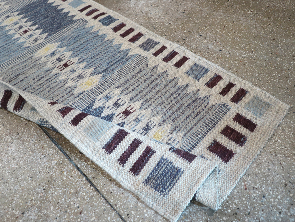 Swedish Inspired Contemporary Turkish Flatweave Runner, No.32203 - Gss
