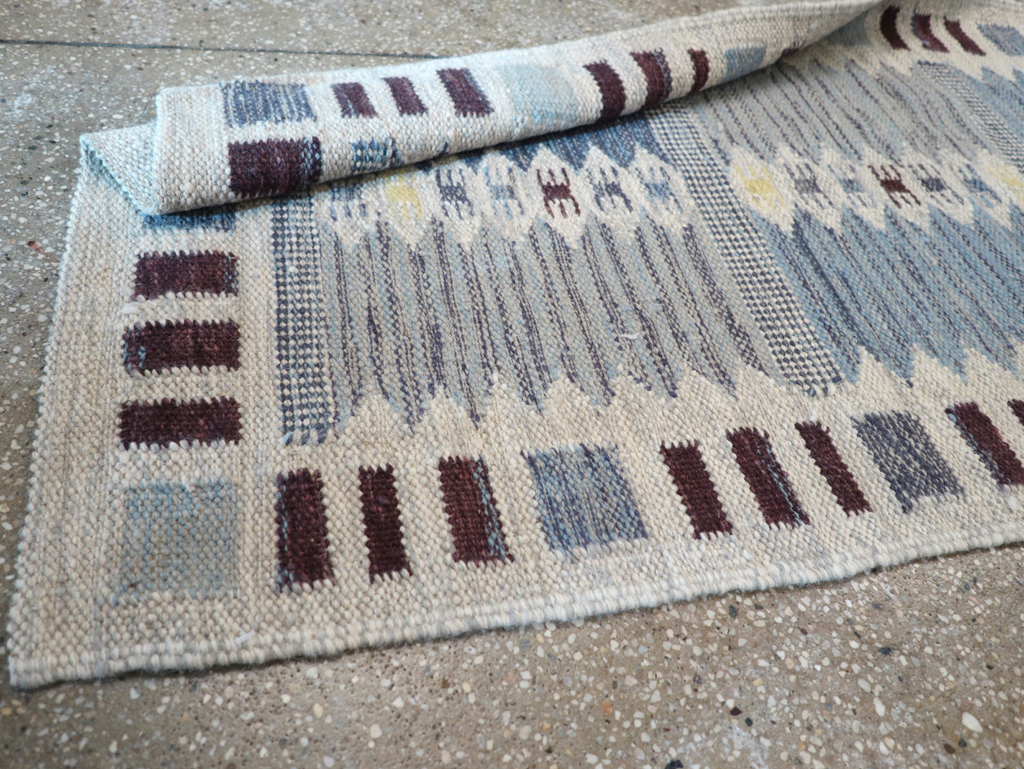 Swedish Inspired Contemporary Turkish Flatweave Runner, No.32203 - Gss