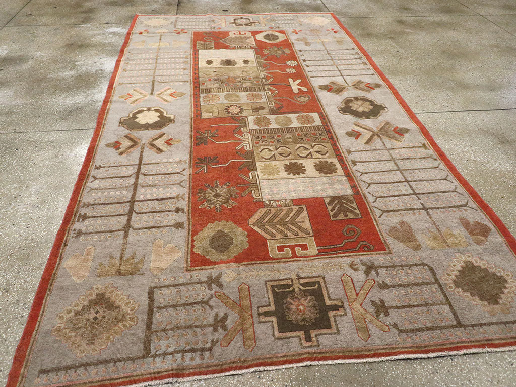 Antique East Turkestan Khotan Gallery Rug, No.32215 - Gss