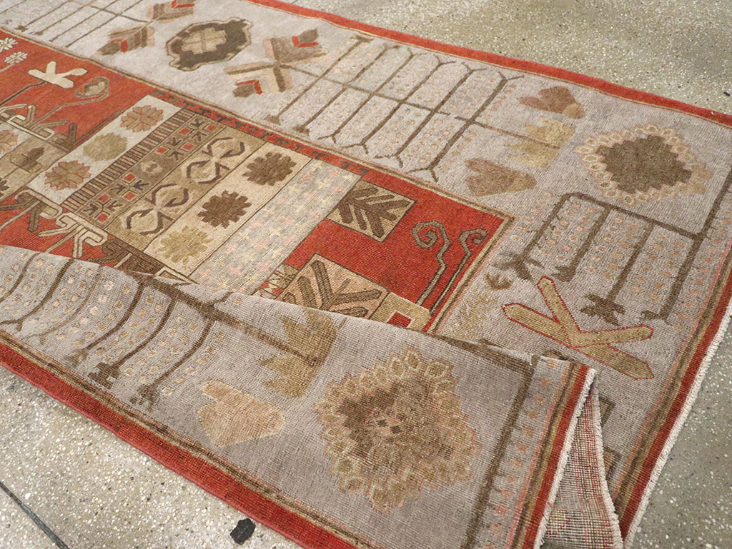 Antique East Turkestan Khotan Accent Carpet, No.32215 - Gss