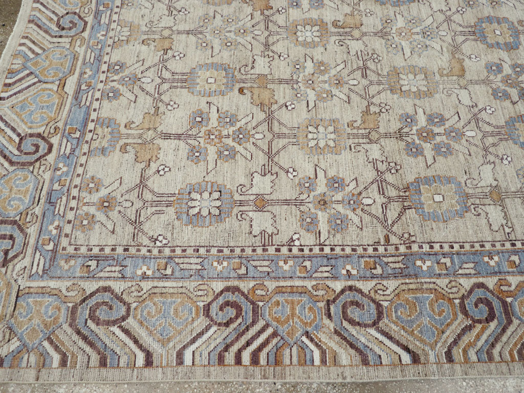 Modern East Turkestan Khotan Room Size Carpet, No.32218 - Gss