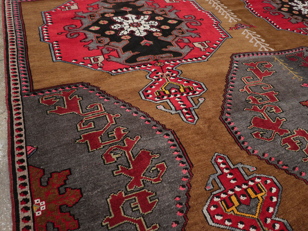 Vintage Turkish Anatolian Room Size Carpet, No.32224 - Gss