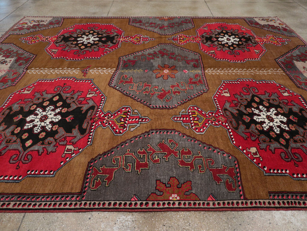 Vintage Turkish Anatolian Room Size Carpet, No.32224 - Gss