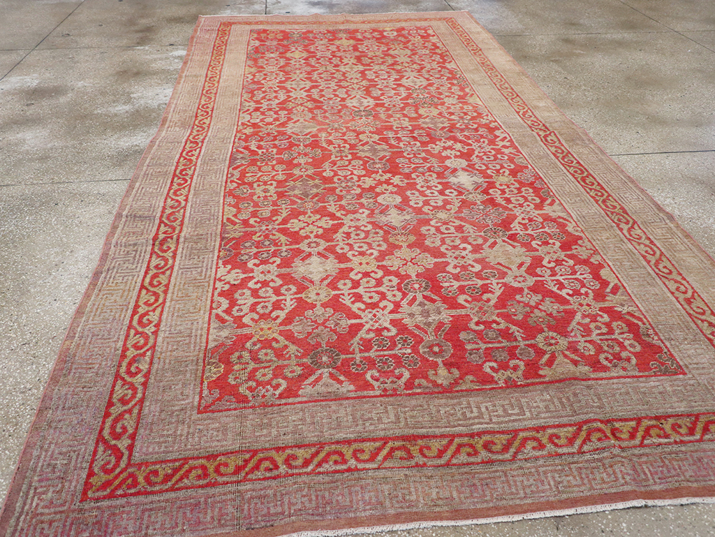 Antique East Turkestan Khotan Gallery Carpet, No.32227 - Gss