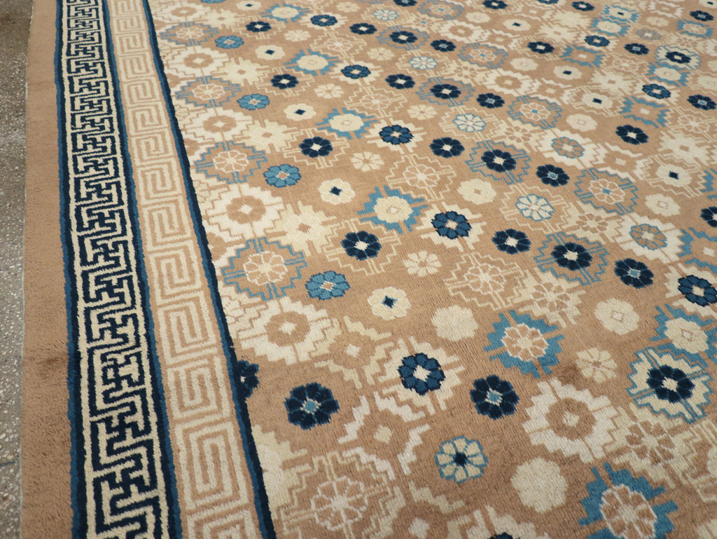 Vintage Chinese Peking Small Room Size Carpet, No.32257 - Gss