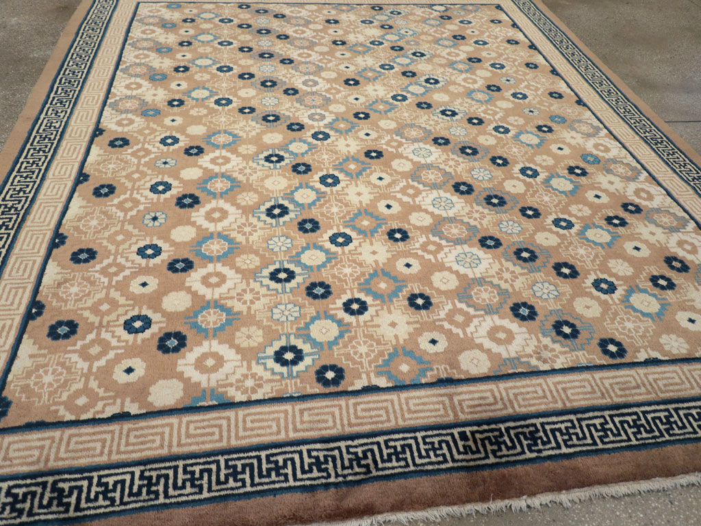 Vintage Chinese Peking Small Room Size Carpet, No.32257 - Gss