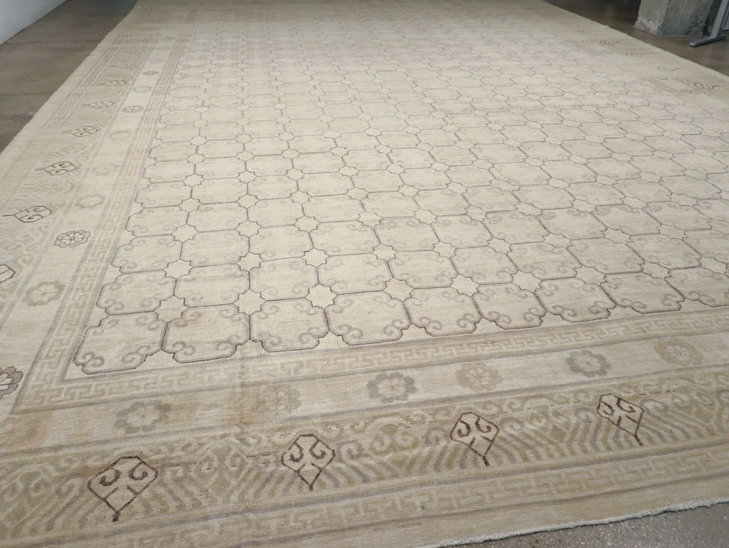 Modern East Turkestan Khotan Oversize Carpet, No.32268 - Gss