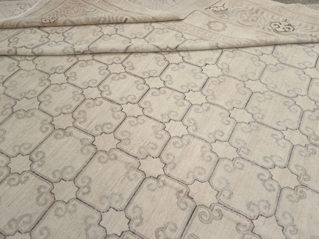 Modern East Turkestan Khotan Oversize Carpet, No.32268 - Gss