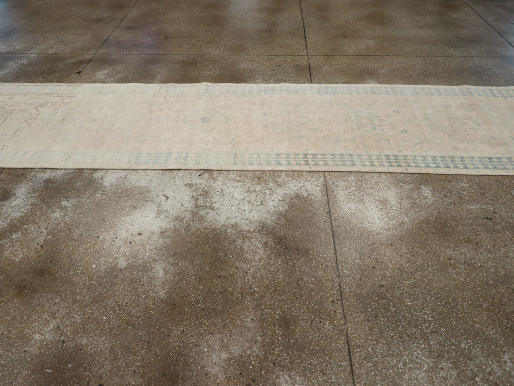 Vintage Persian Heriz Runner, No.32274 - Gss