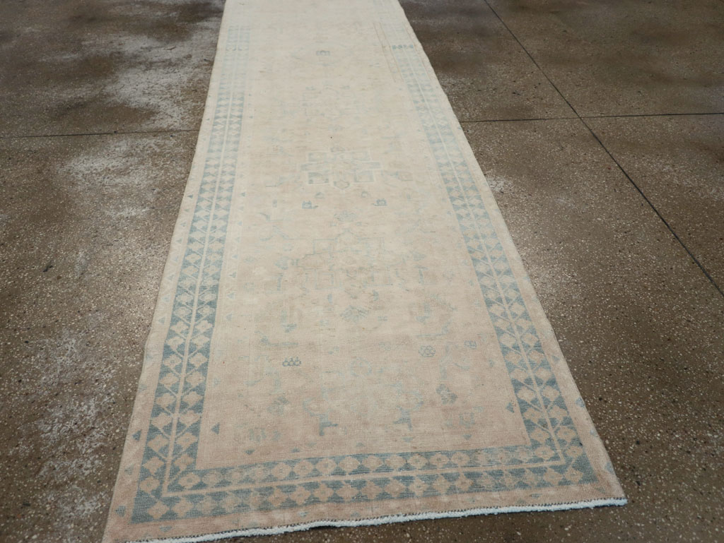 Vintage Persian Heriz Runner, No.32274 - Gss