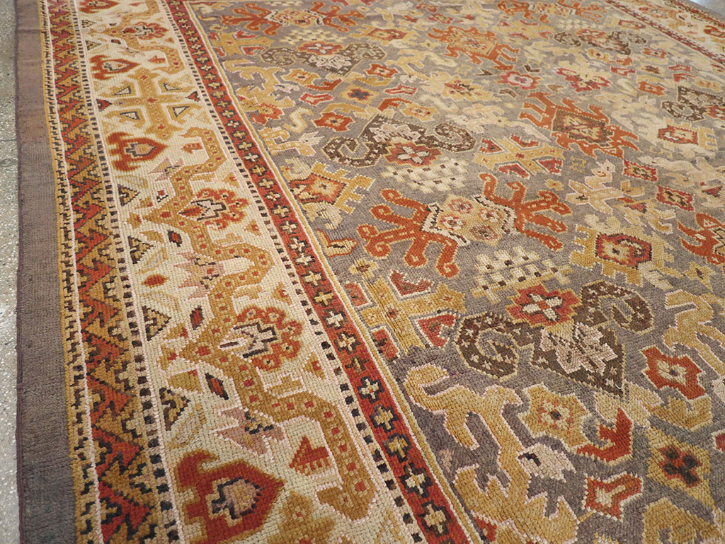 Vintage Irish Donegal Room Size Carpet, No.32312 - Gss