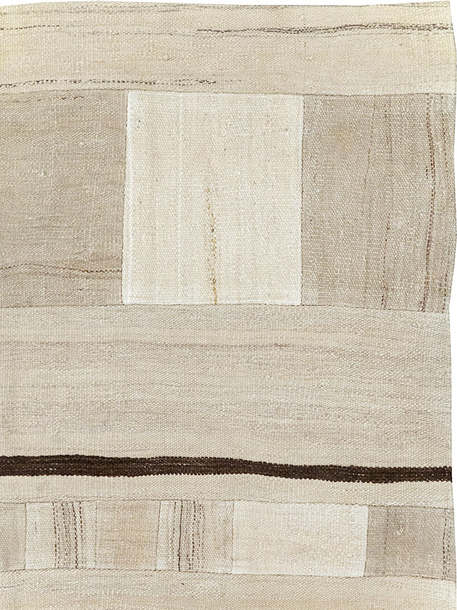 Modern Turkish Flatweave Accent Rug, No.32315 - Gss