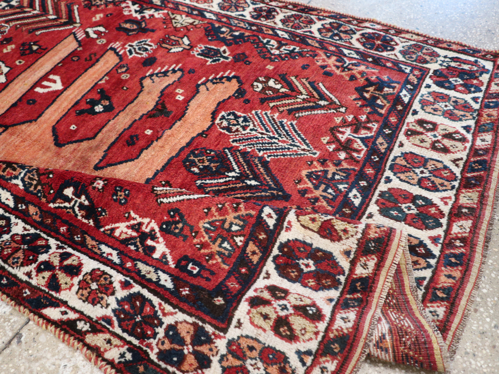 Antique Persian Shiraz Pictorial Accent Rug, No.32317 - Gss