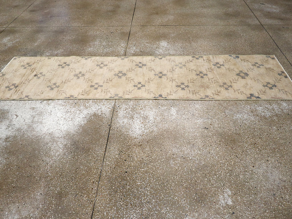 Vintage Turkish Anatolian Runner, No.32320 - Gss