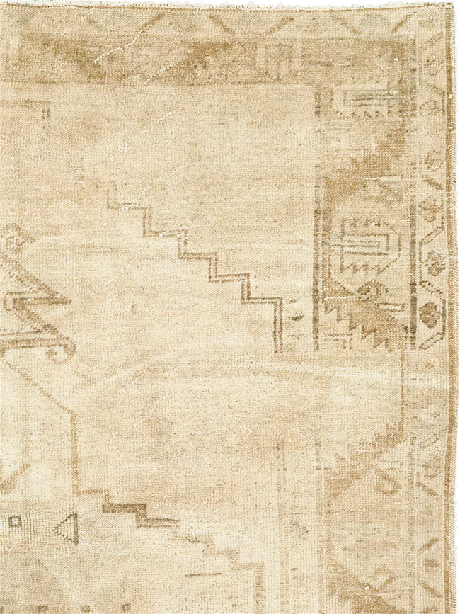 Vintage Turkish Anatolian Gallery Rug, No.32322 - Gss