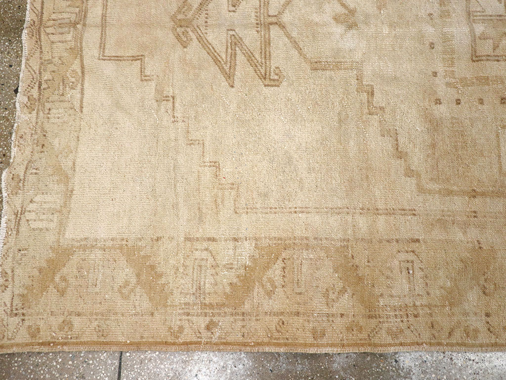 Vintage Turkish Anatolian Gallery Rug, No.32322 - Gss