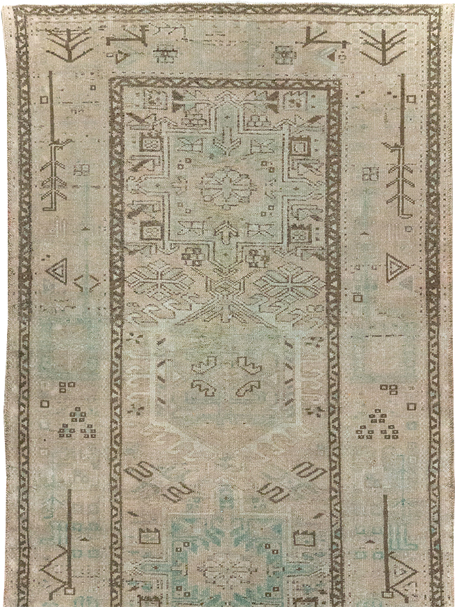 Vintage Persian Karajeh Rug, No.32331 - Gss