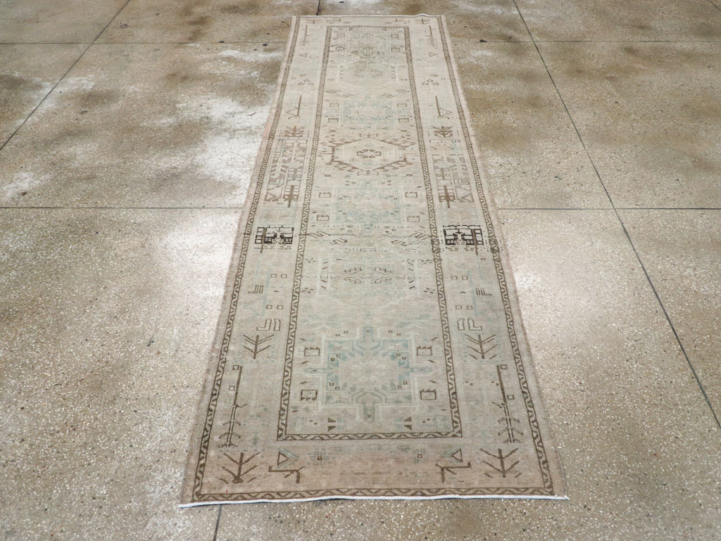 Vintage Persian Karajeh Rug, No.32331 - Gss