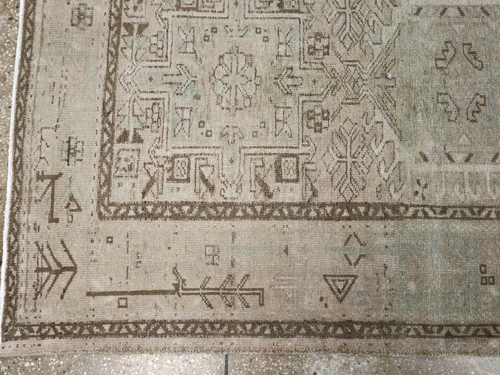 Vintage Persian Karajeh Rug, No.32331 - Gss