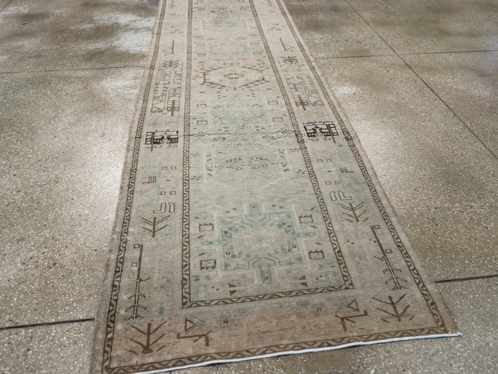 Vintage Persian Karajeh Rug, No.32331 - Gss