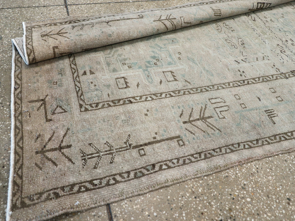 Vintage Persian Karajeh Rug, No.32331 - Gss