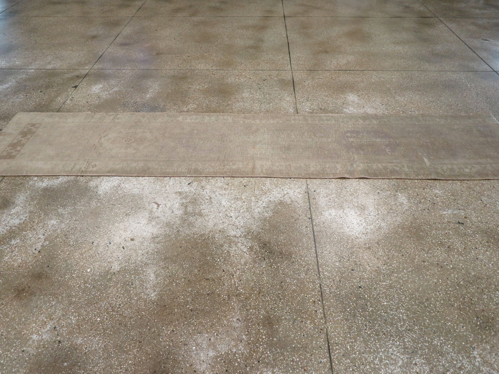 Vintage Turkish Anatolian Runner, No.32332 - Gss