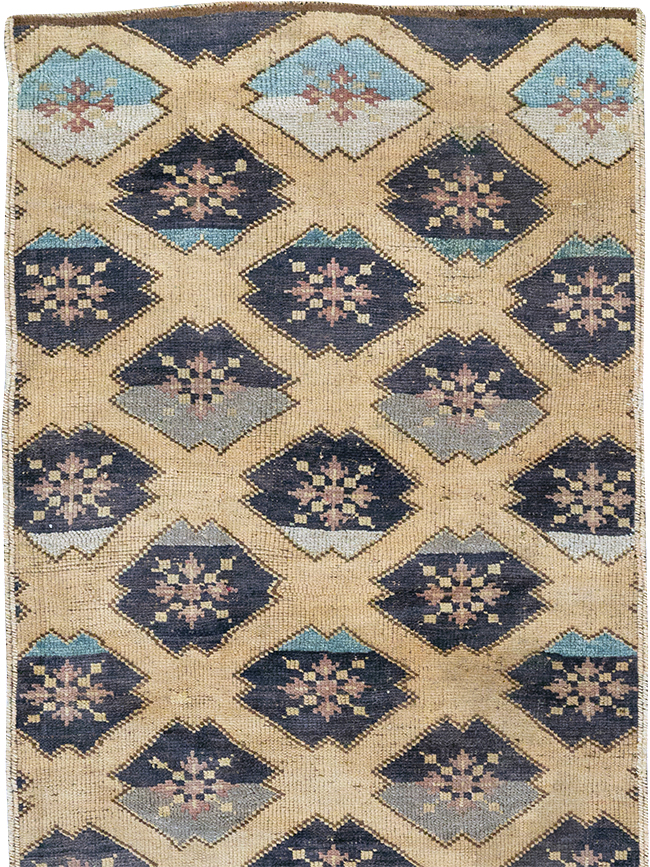 Vintage Turkish Anatolian Runner, No.32346 - Gss