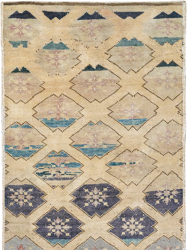 Vintage Turkish Anatolian Runner, No.32346 - Gss