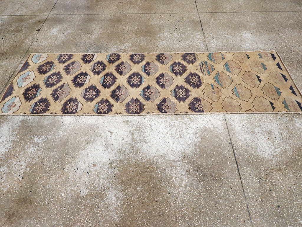 Vintage Turkish Anatolian Runner, No.32346 - Gss