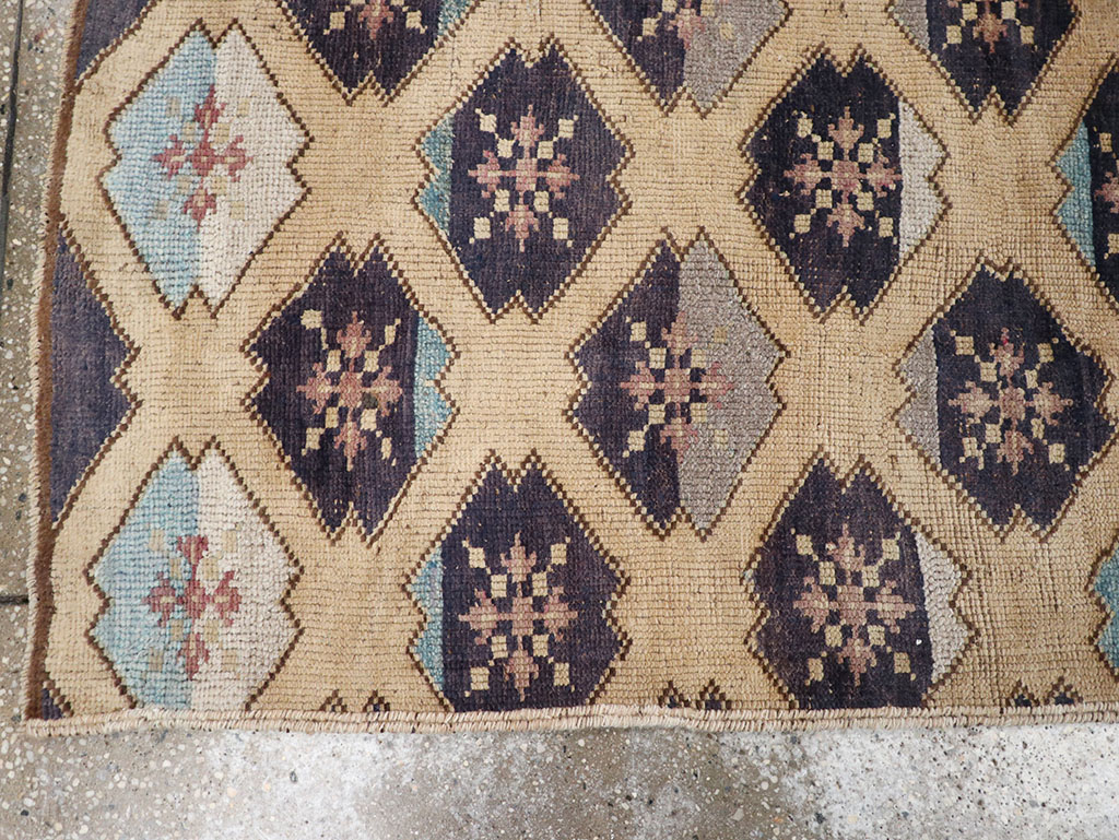 Vintage Turkish Anatolian Runner, No.32346 - Gss