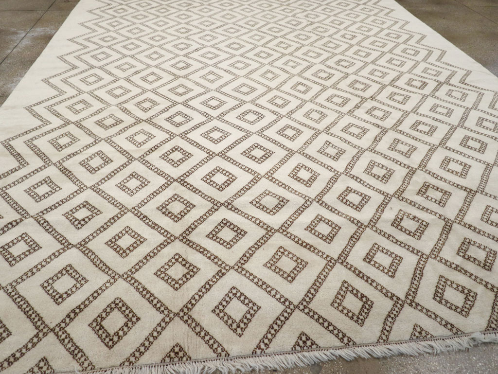 Modern Moroccan Room Size Carpet, No.32349 - Gss