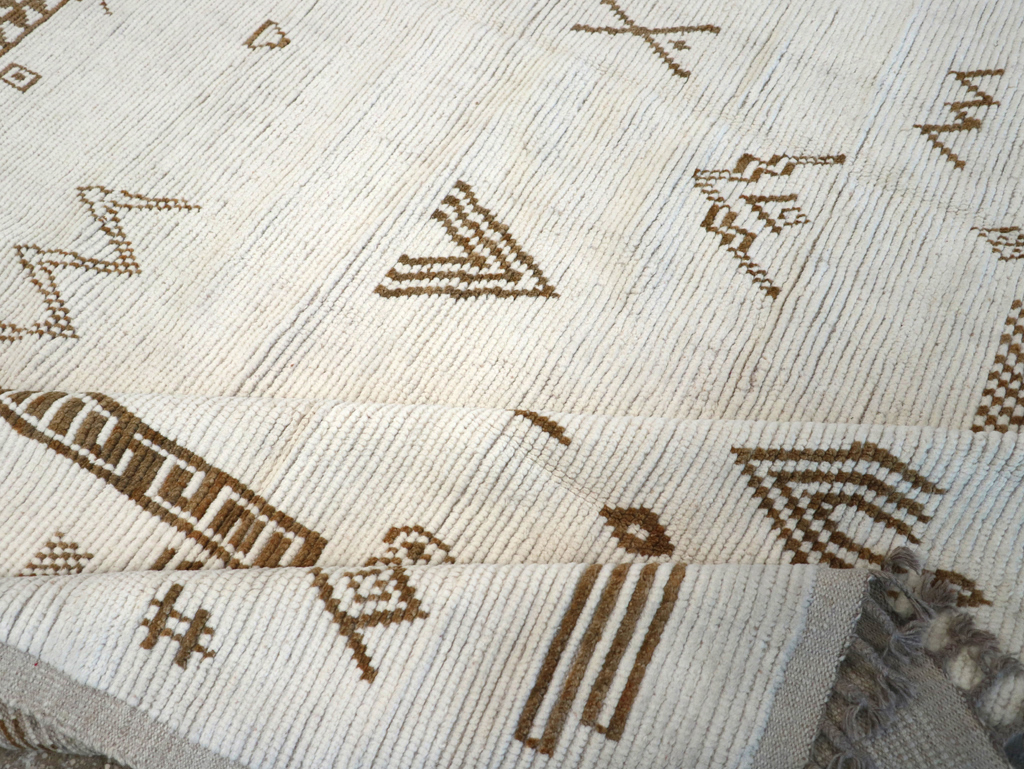 Modern Moroccan Tribal Room Size Carpet, No.32355 - Gss