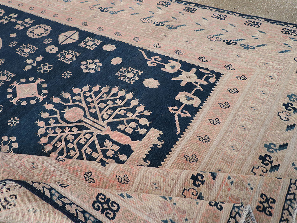 Antique East Turkestan Khotan Gallery Carpet, No.32360 - Gss
