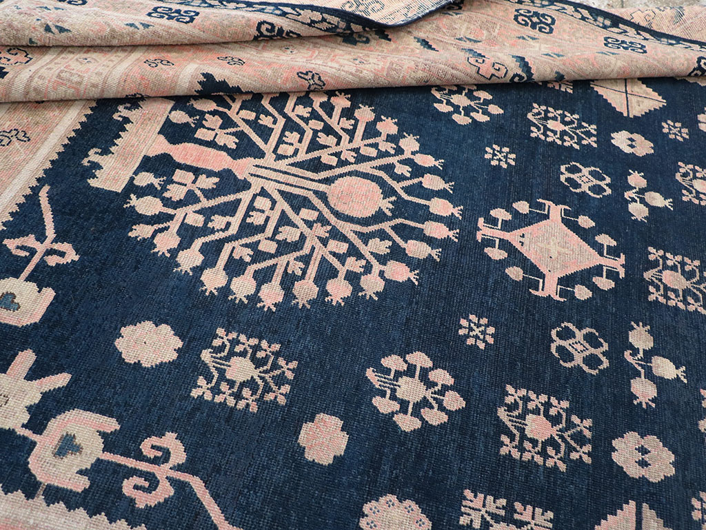 Antique East Turkestan Khotan Gallery Carpet, No.32360 - Gss