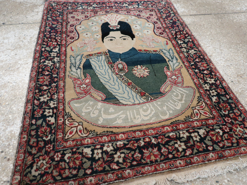 Antique Persian Pictorial Mohtasham Kashan Throw Rug, No.32361 - Gss