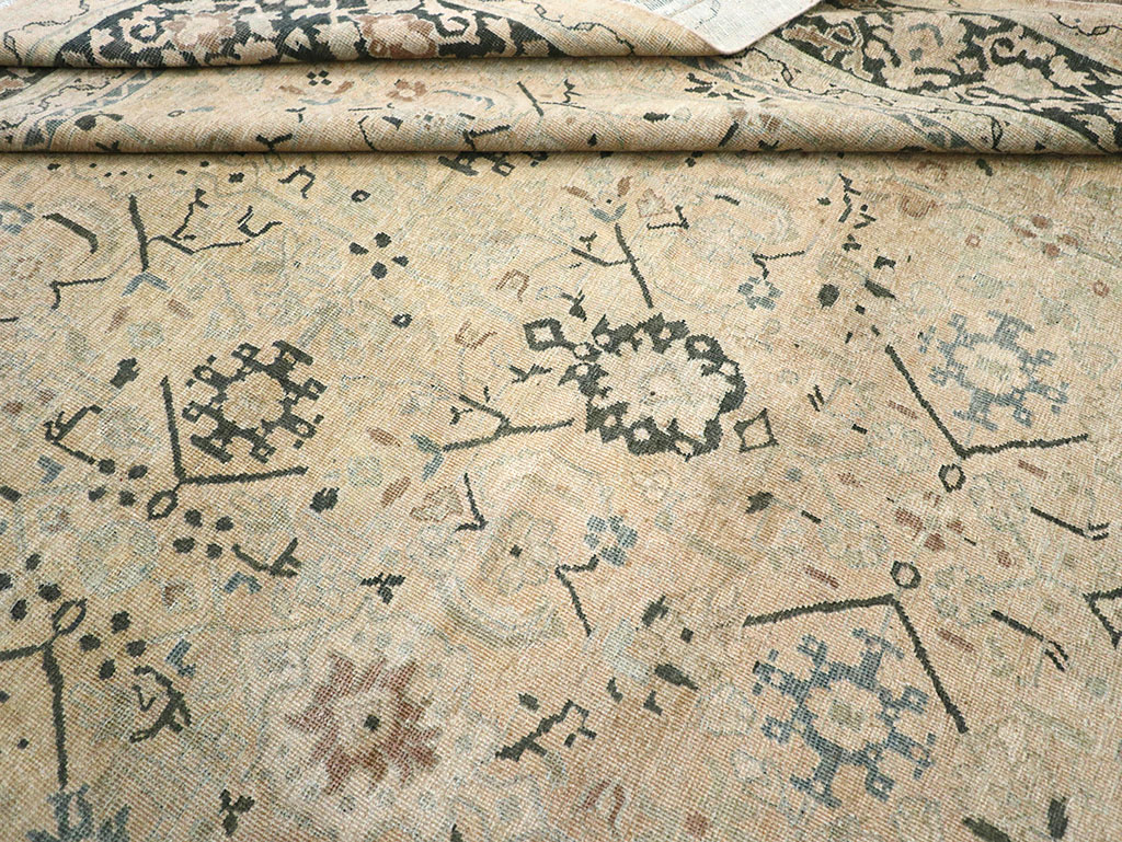 Vintage Persian Mahal Room Size Carpet, No.32367 - Gss