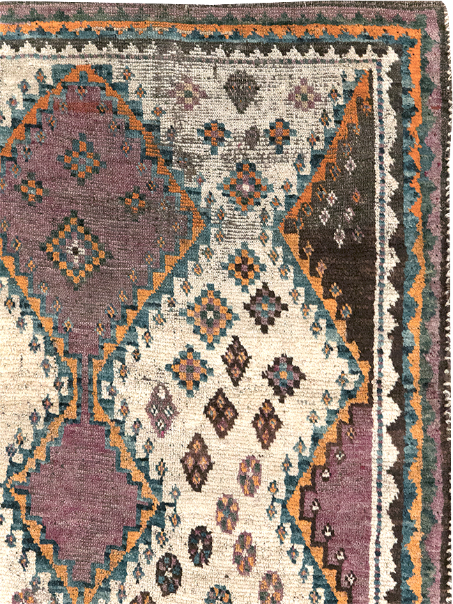 Vintage Persian Gabbeh Rug, No.32413 - Gss
