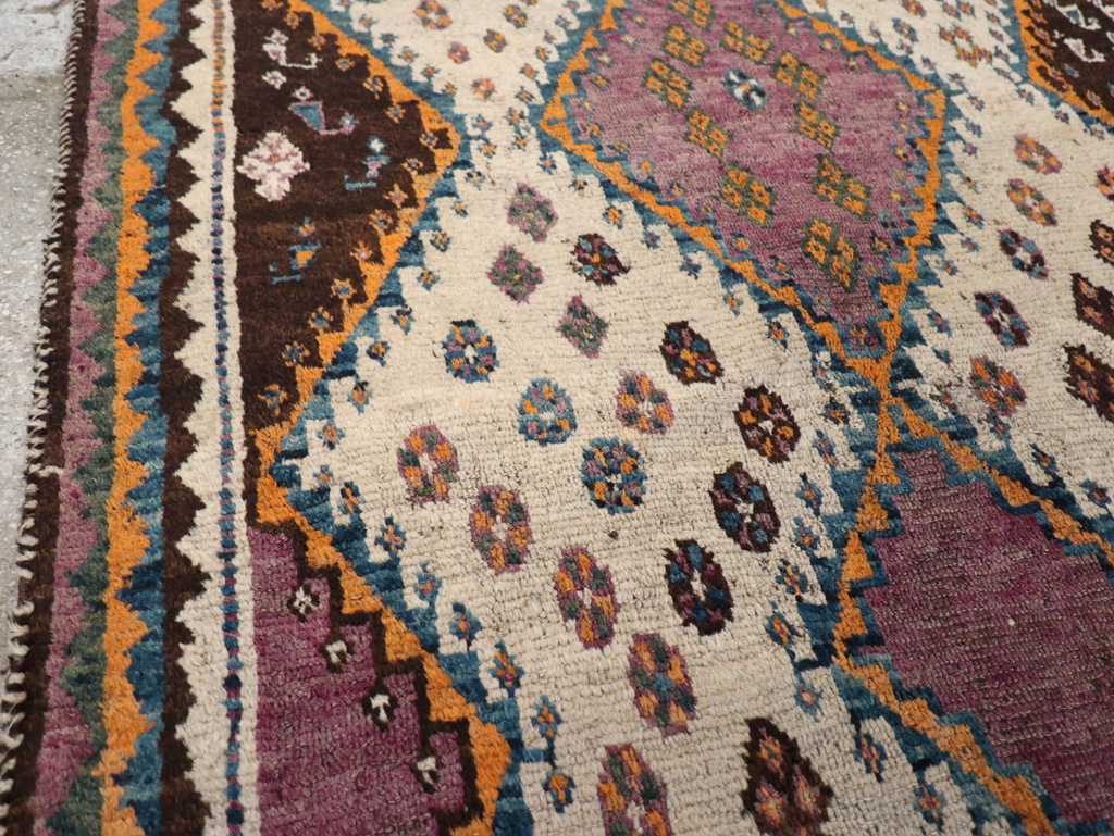 Vintage Persian Gabbeh Rug, No.32413 - Gss