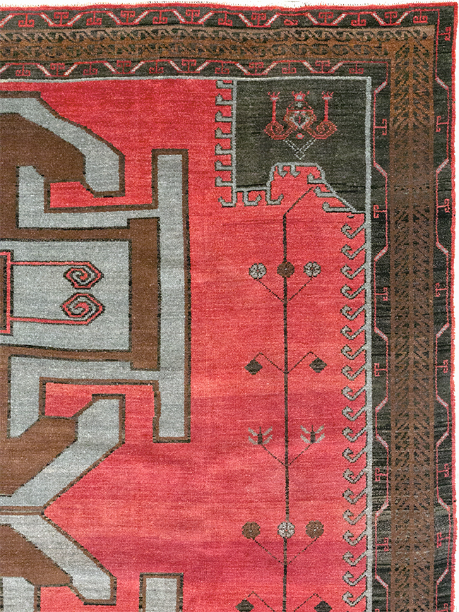 Vintage Turkish Anatolian Tribal Room Size Carpet, No.32419 - Gss
