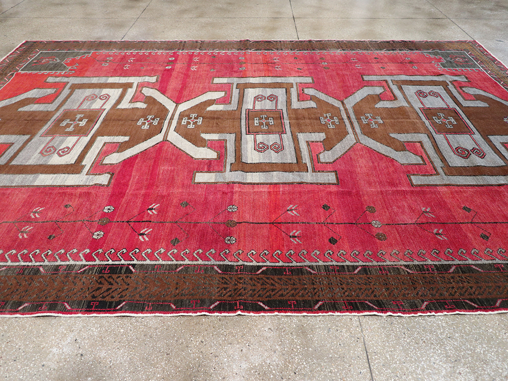 Vintage Turkish Anatolian Tribal Room Size Carpet, No.32419 - Gss