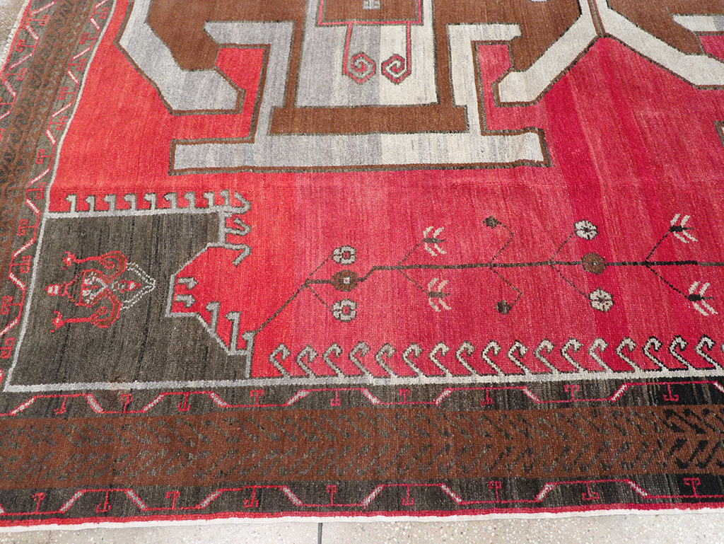 Vintage Turkish Anatolian Tribal Room Size Carpet, No.32419 - Gss