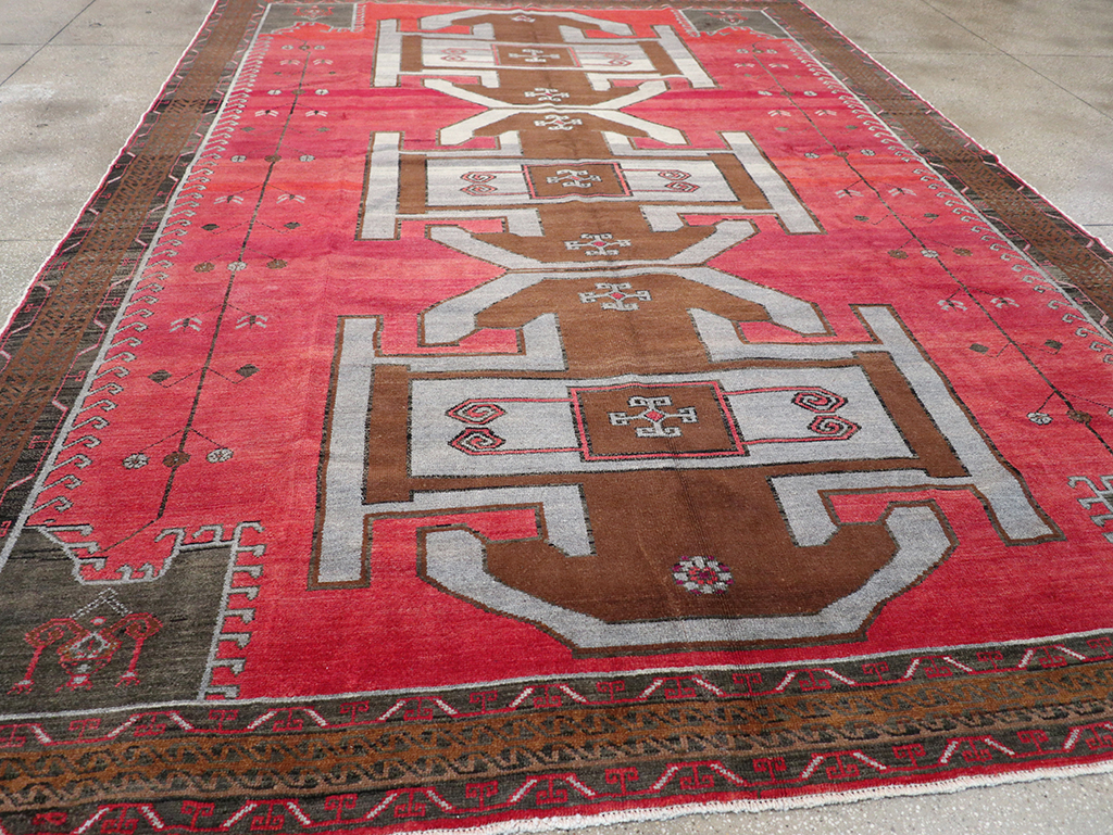 Vintage Turkish Anatolian Tribal Room Size Carpet, No.32419 - Gss