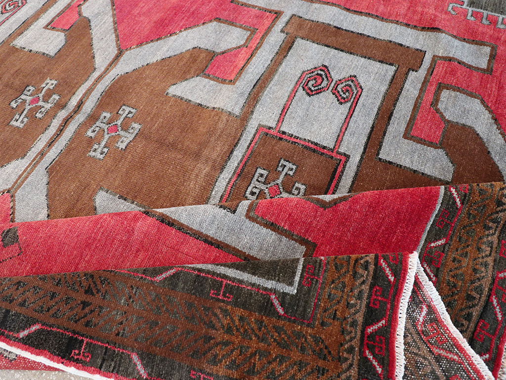 Vintage Turkish Anatolian Tribal Room Size Carpet, No.32419 - Gss