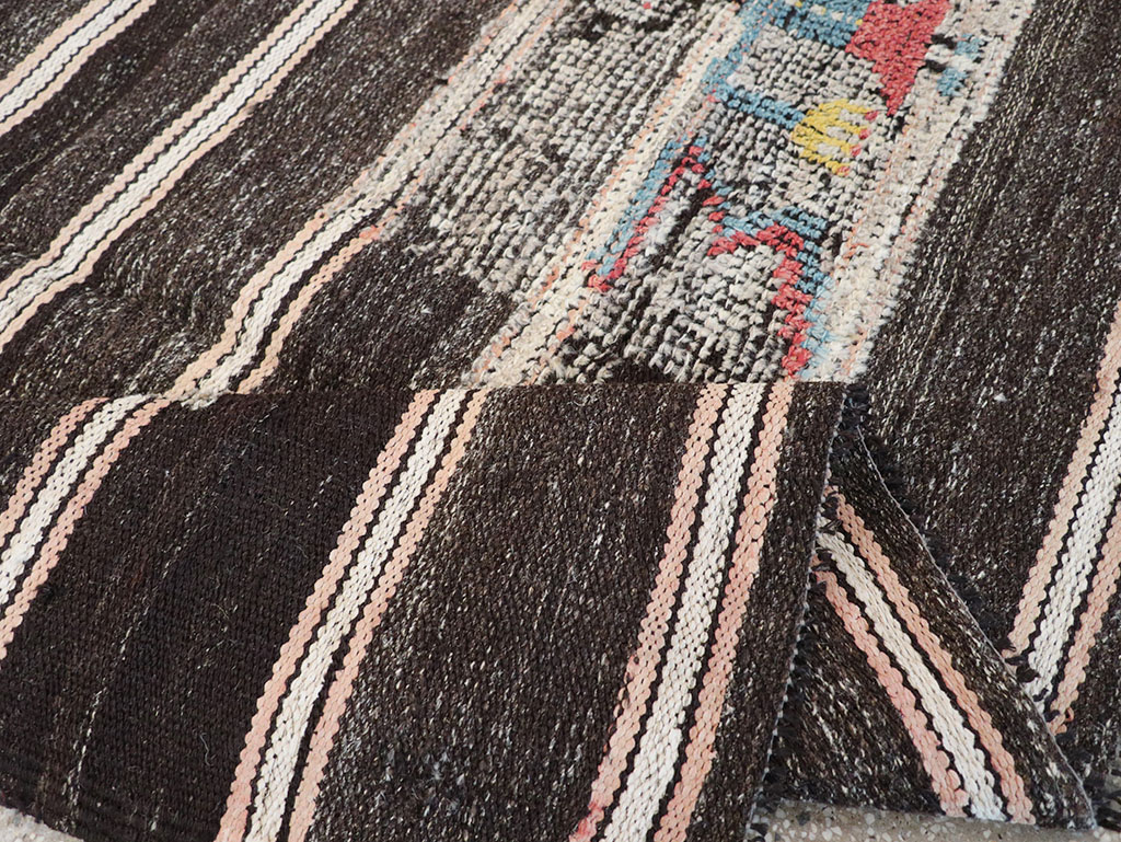 Vintage Persian Flatweave Kilim Pictorial Throw Rug, No.32428 - Gss