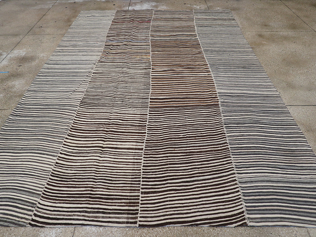 Vintage Persian Flatweave Kilim Room Size Carpet, No.32435 - Gss