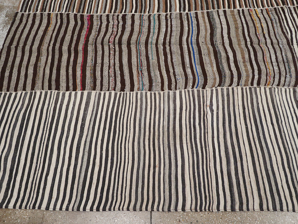 Vintage Persian Flatweave Kilim Room Size Carpet, No.32435 - Gss