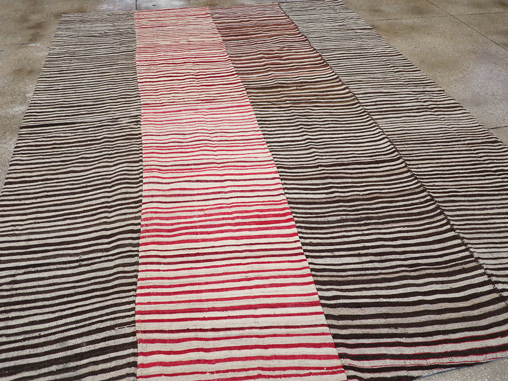 Vintage Persian Flatweave Kilim Room Size Carpet, No.32436 - Gss