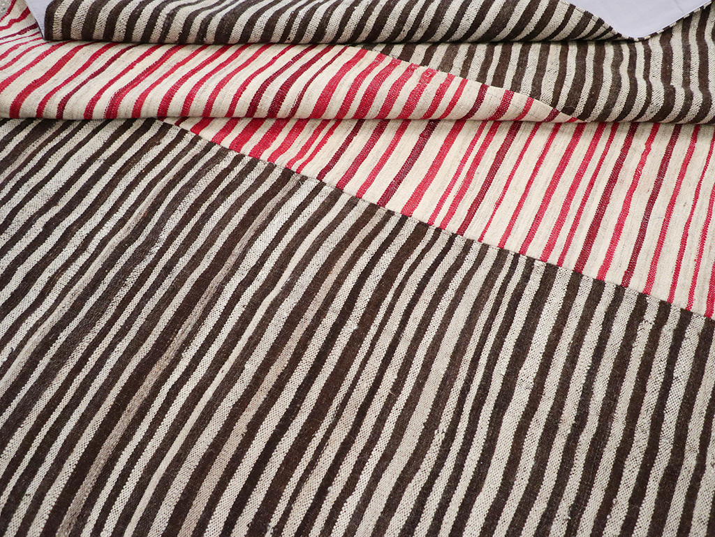 Vintage Persian Flatweave Kilim Room Size Carpet, No.32436 - Gss