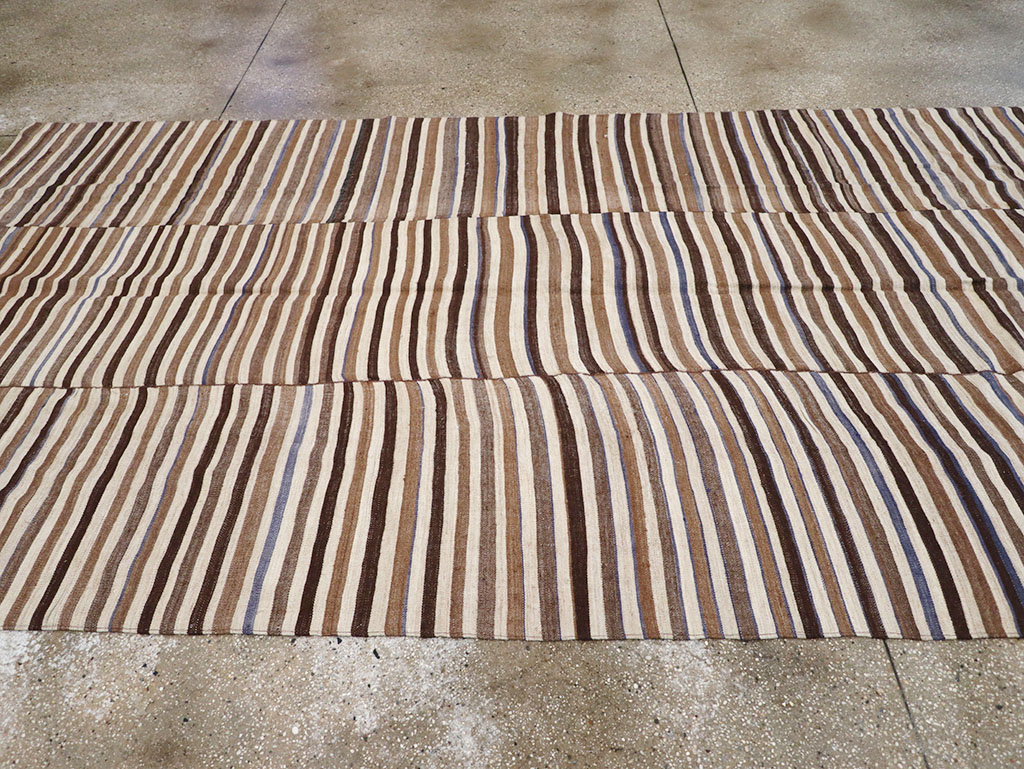 Vintage Persian Flatweave Kilim Gallery Carpet, No.32437 - Gss