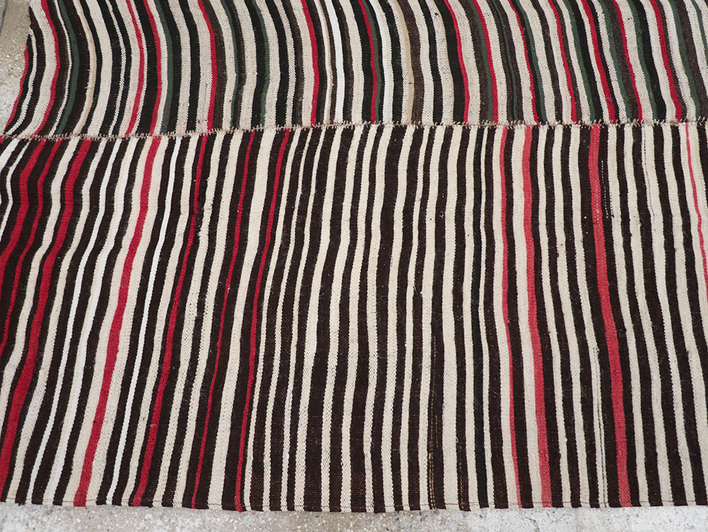 Vintage Persian Flatweave Kilim Accent Rug, No.32439 - Gss